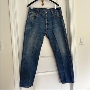 Levi's 501 XX Mens Straight Leg Jeans Button Fly Medium Wash Tag 38x32 Fit 36x30